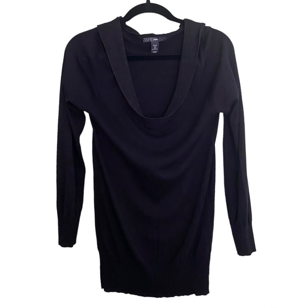 H&M size 6 fancy black knit top with sparkling trim